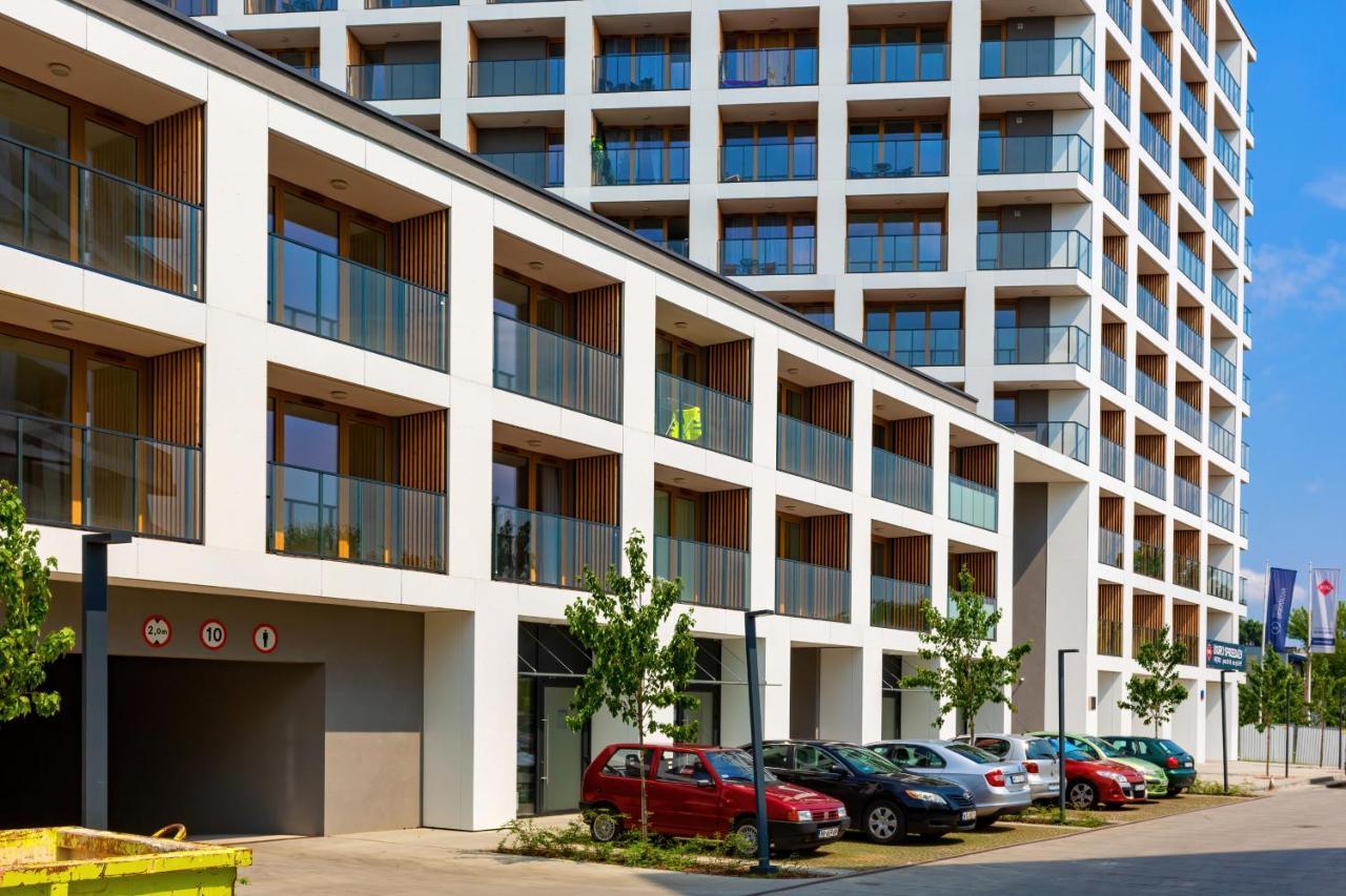 Warsaw Praga Kokoryczki Apartments With Parking By Noclegi Renters Exteriör bild