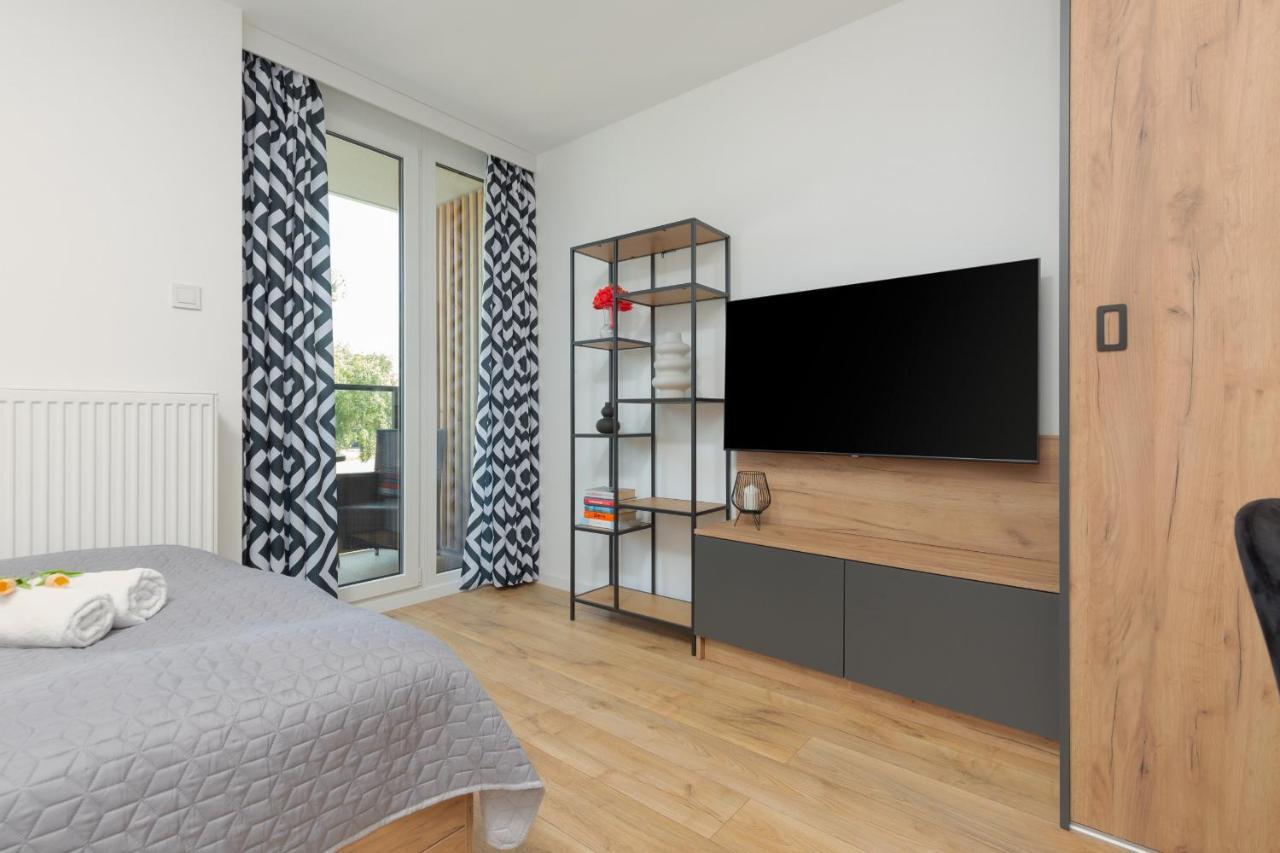 Warsaw Praga Kokoryczki Apartments With Parking By Noclegi Renters Exteriör bild